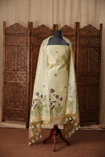 Load image into Gallery viewer, Bovine Chic Green Muga Cotton Jamdani Unstitched Suit Set