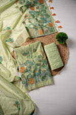 Load image into Gallery viewer, Trendy Tales Green Cotton Unstitched Suit Set