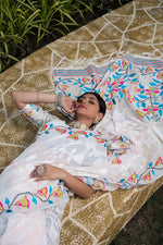 Load image into Gallery viewer, Kaashi White Cotton Jamdani Saree