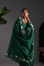 Load image into Gallery viewer, Nandika Green Muga Cotton Jamdani Pichwai Saree With Unstitched Blouse Piece