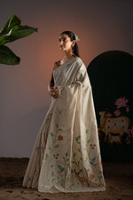 Load image into Gallery viewer, Rahi Beige & Brown Viscose Cotton Saree With Unstitched Blouse Piece