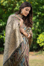Load image into Gallery viewer, Rangkat Gunsmoke Grey Leheriya Design Banarasi Organza Saree