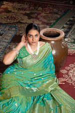 Load image into Gallery viewer, Saachi Silk Green Banarasi Silk Woven Saree