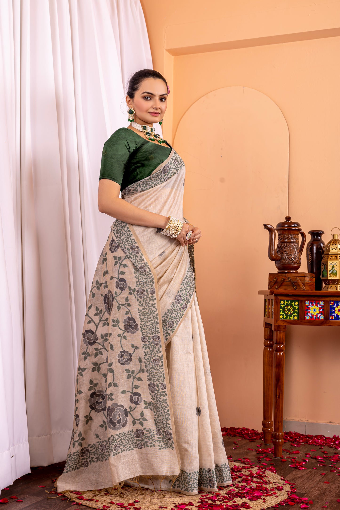 Kamakshi Leaf Green Pure Mul Cotton Jamdani Saree