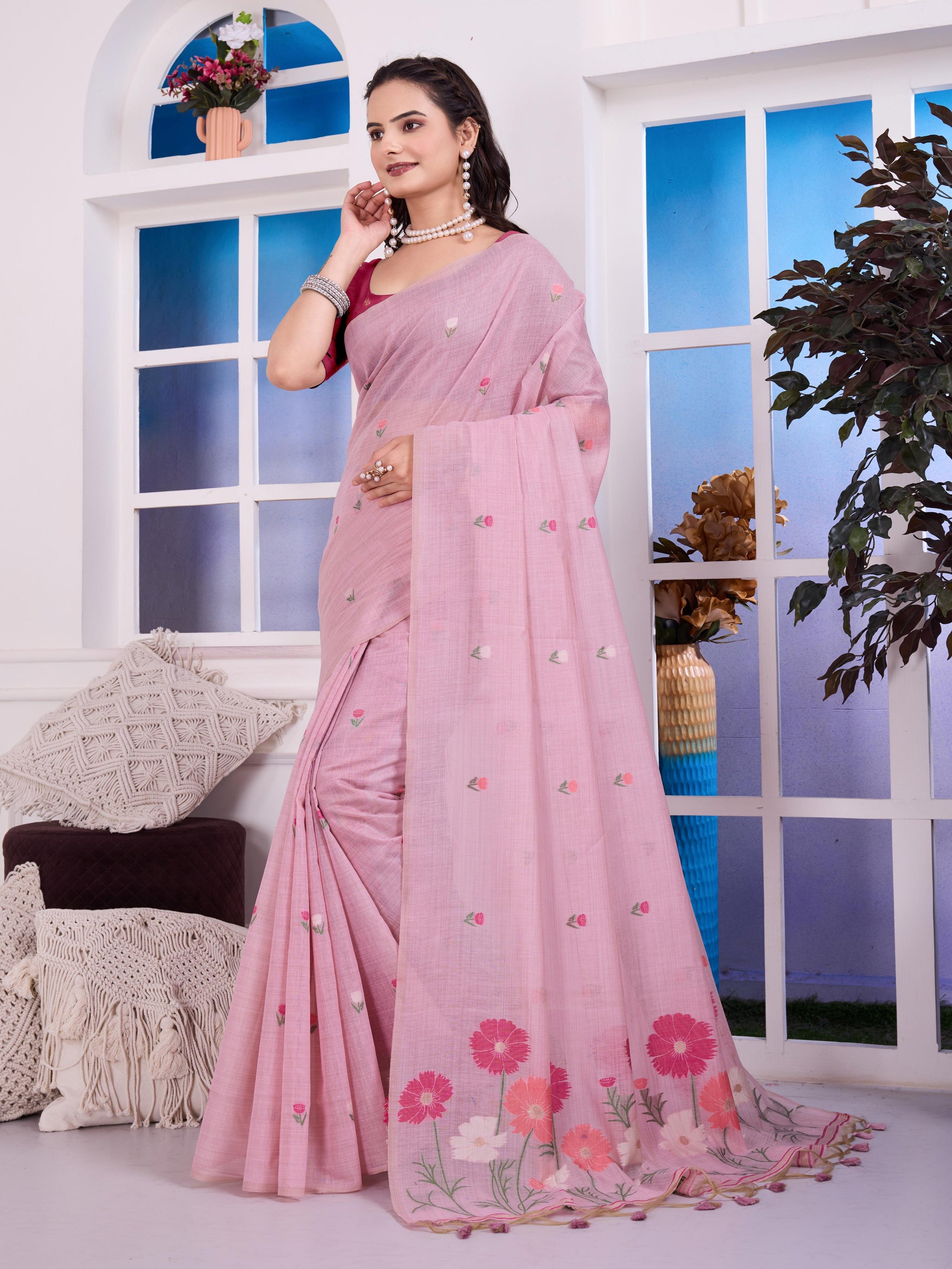 Giya Terracotta Pink Muga Cotton Jamdani Saree With Contrast Blouse