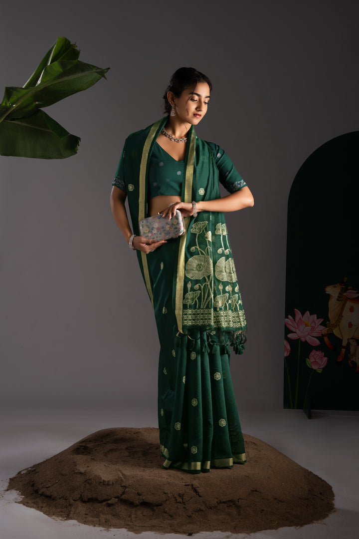 Rucha Dark Green Muga Cotton Saree With Unstitched Blouse Piece