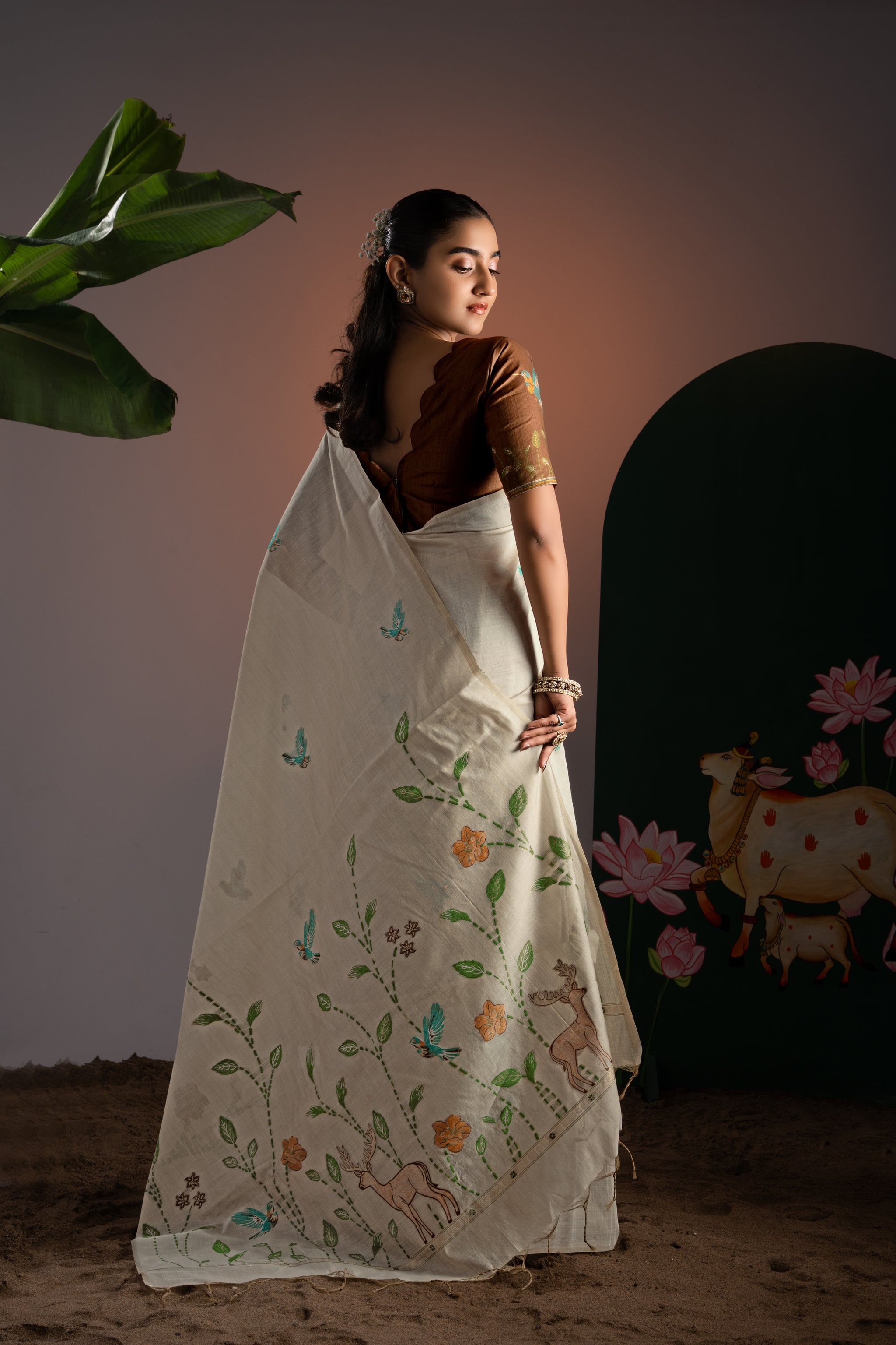 Rahi Beige & Brown Viscose Cotton Saree With Unstitched Blouse Piece