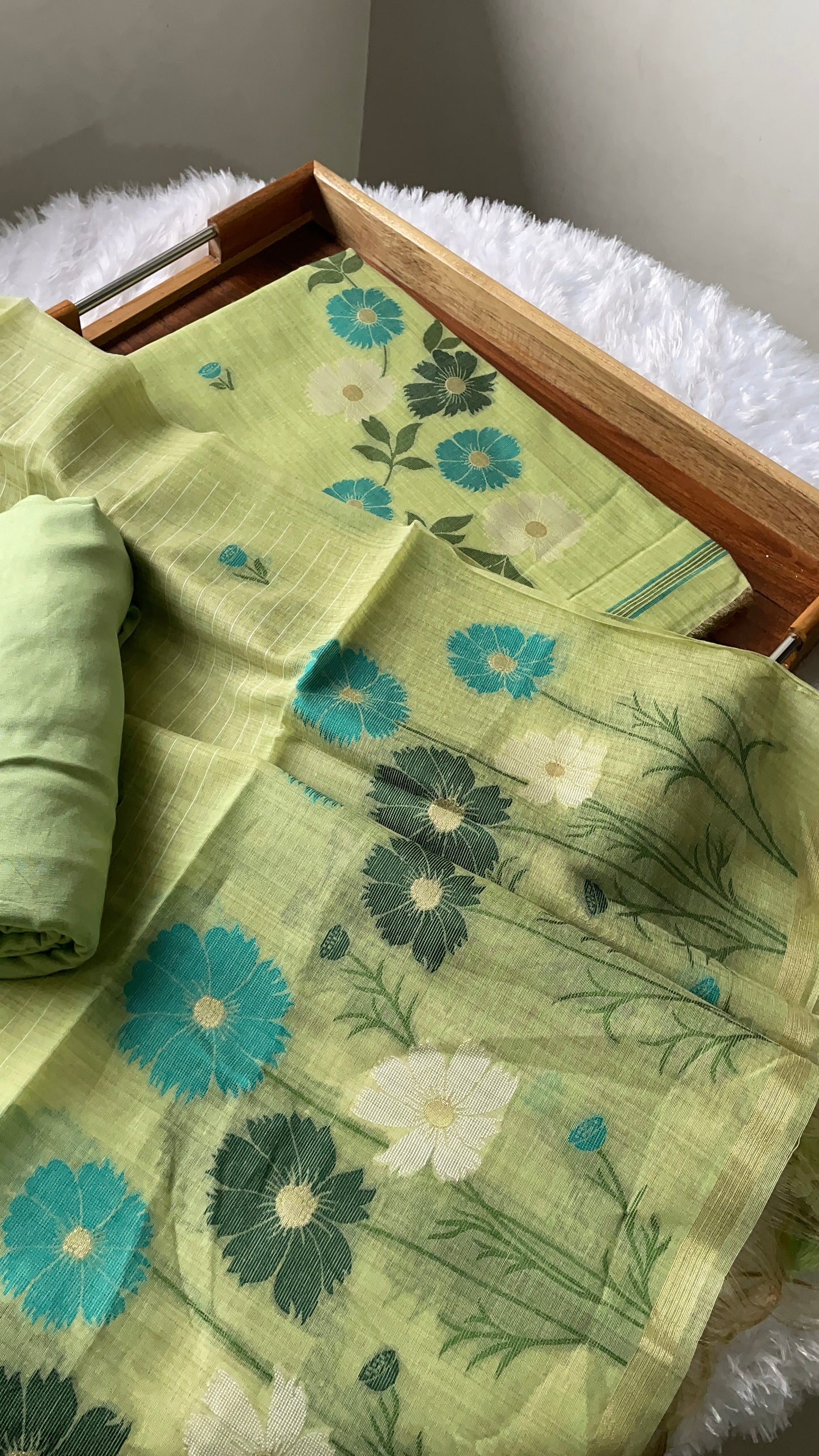 Whimsical Weaves Green Soft Muga Cotton Jamdani Unstitched Suit Set