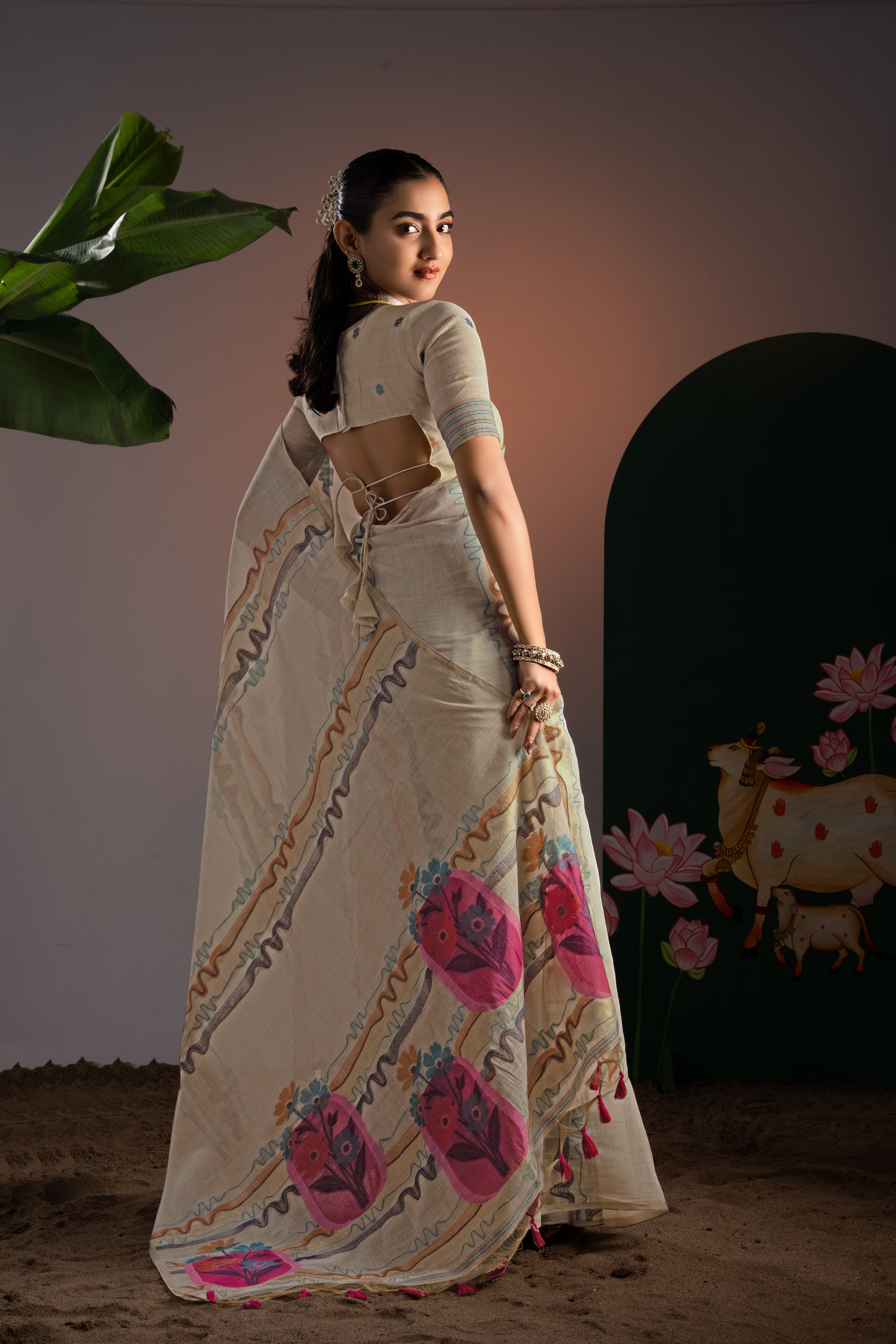 Elegance Beige & Pink Viscose Cotton Saree With Unstitched Blouse Piece