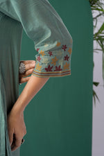 Load image into Gallery viewer, Petals &amp; Weaves Teal Viscose Cotton Stitched Suit Sets