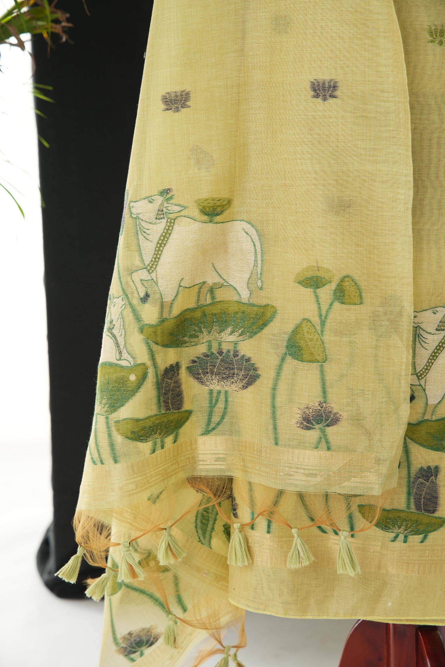 Contemporary Florals Green Muga Cotton Pichwai Jamdani Unstitched Suit Set