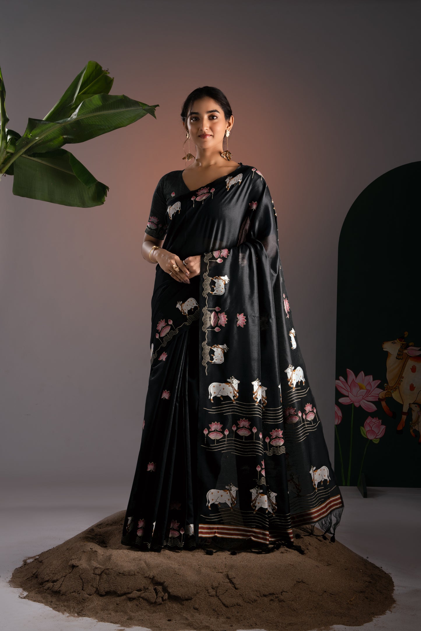 Nandika Black Muga Cotton Jamdani Pichwai Saree With Unstitched Blouse Piece