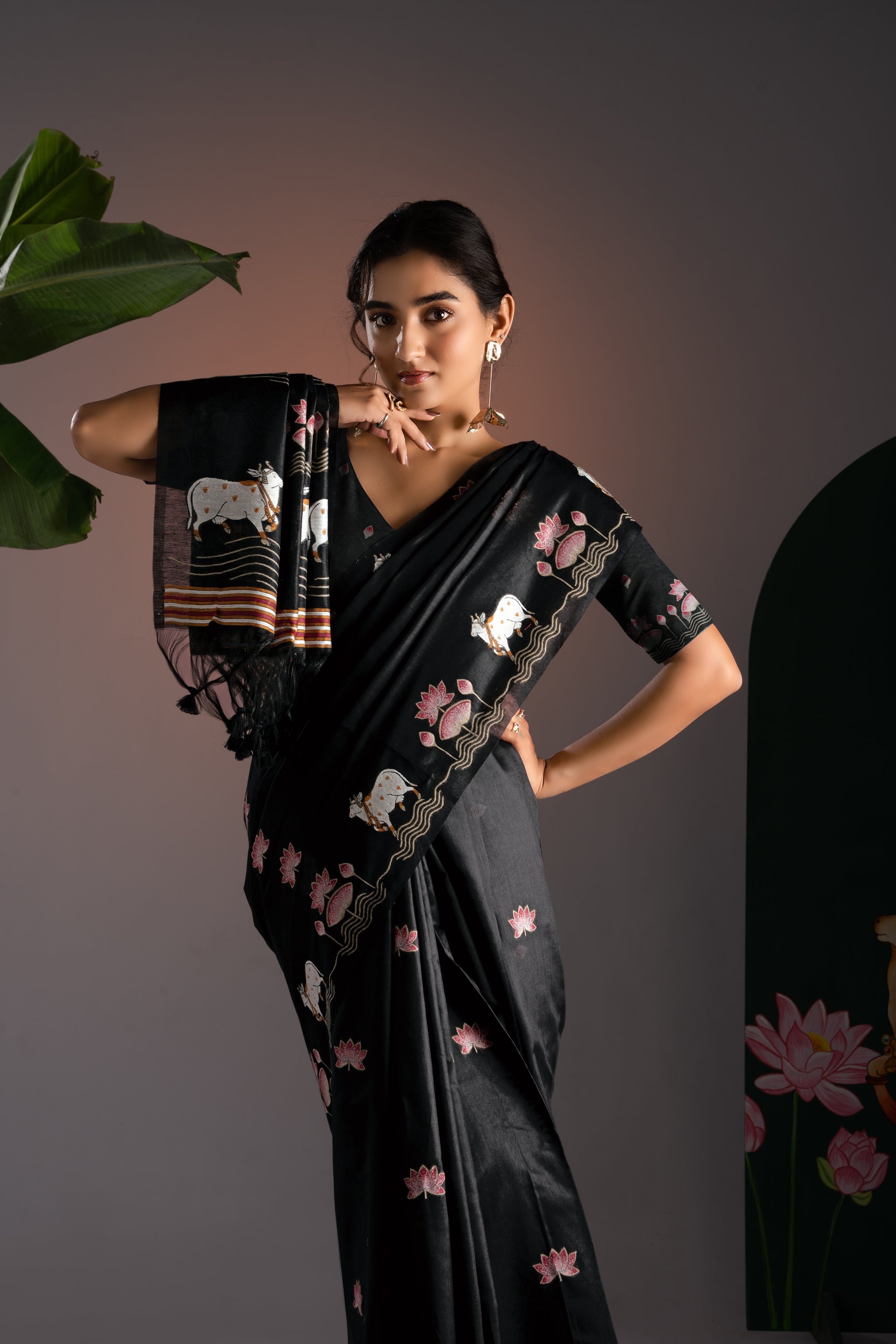 Nandika Black Muga Cotton Jamdani Pichwai Saree With Unstitched Blouse Piece