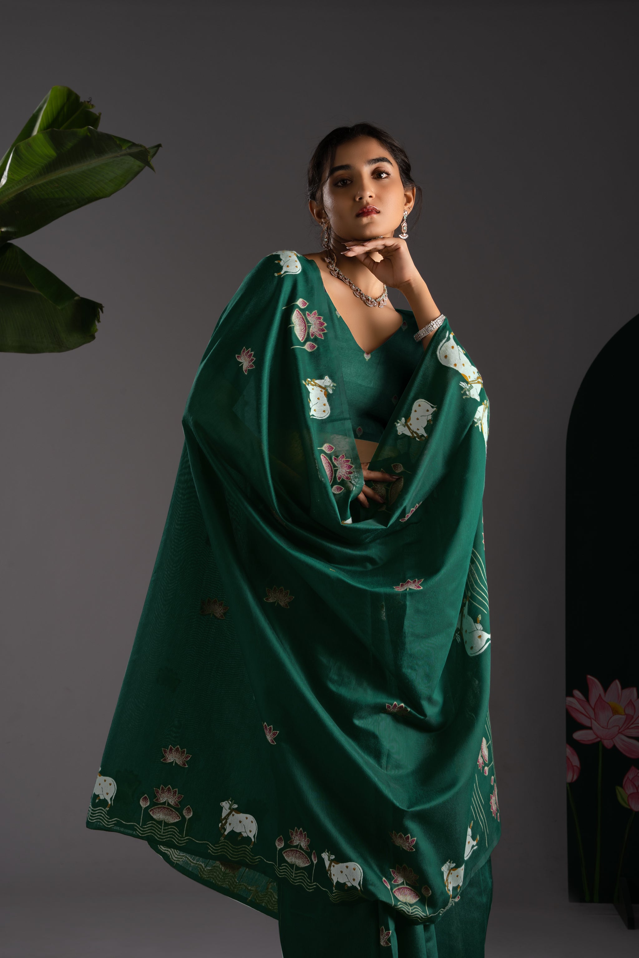 Nandika Green Muga Cotton Jamdani Pichwai Saree With Unstitched Blouse Piece