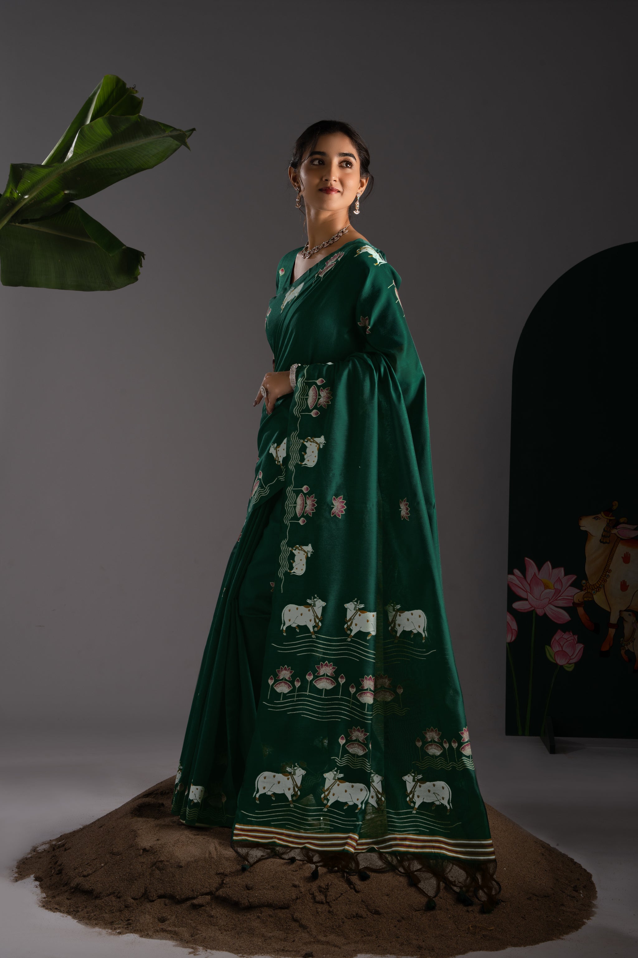 Nandika Green Muga Cotton Jamdani Pichwai Saree With Unstitched Blouse Piece