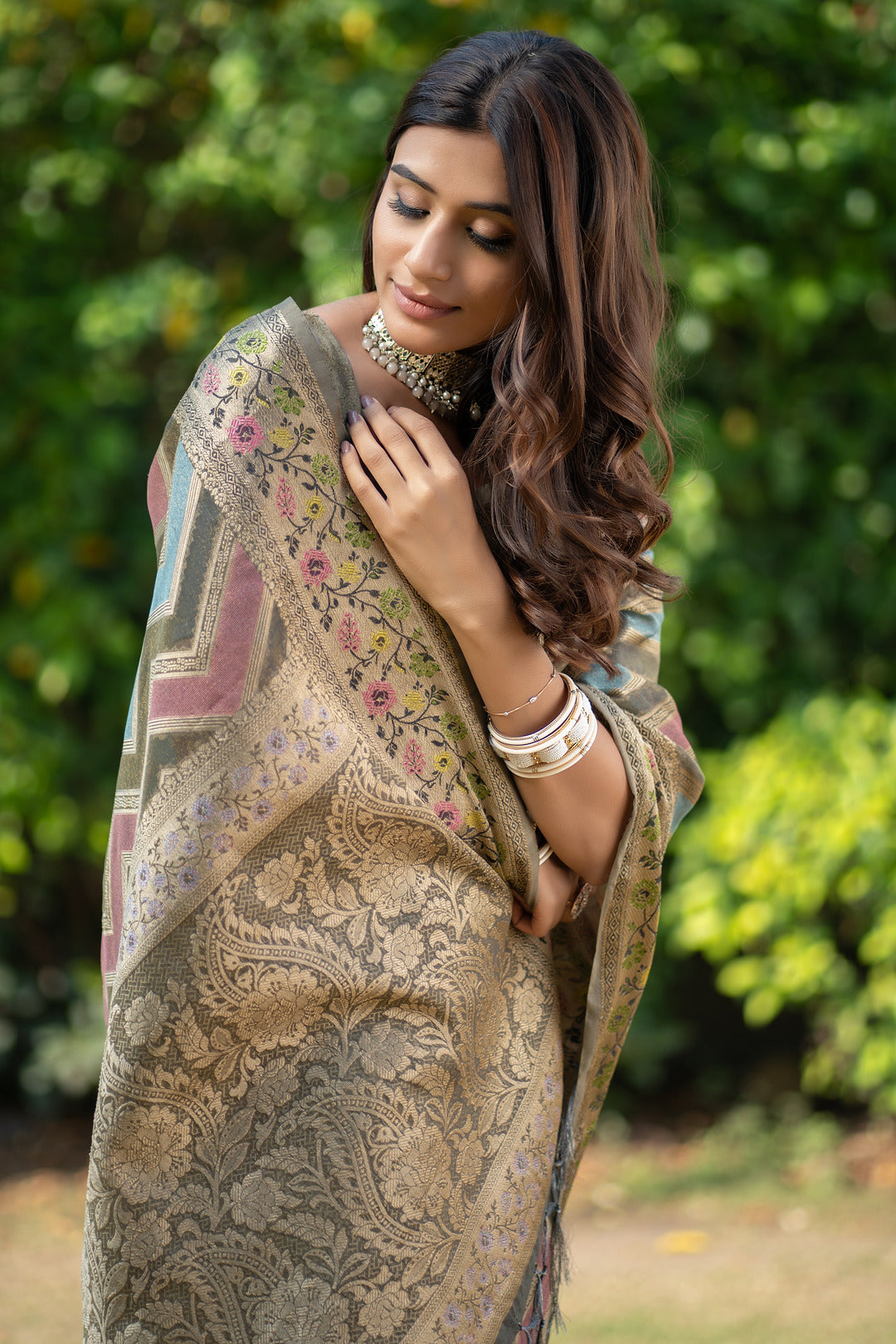 Rangkat Gunsmoke Grey Leheriya Design Banarasi Organza Saree