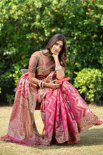 Load image into Gallery viewer, Rangkat Fuscia Pink Leheriya Design Banarasi Organza Saree
