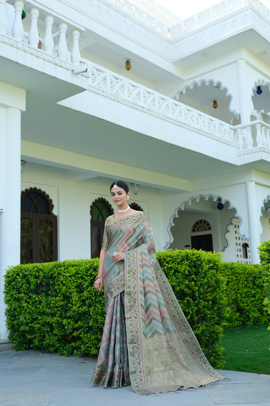 Rangkat Ash Grey Leheriya Design Banarasi Organza Saree