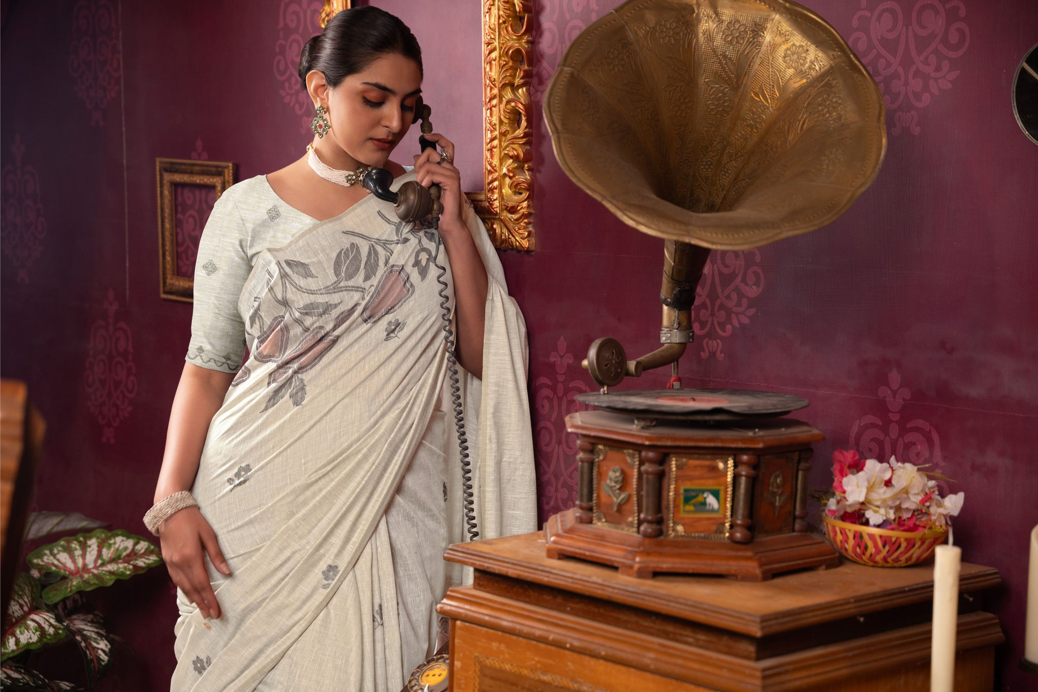 Ruby Beige & Pink Mul Cotton Woven Saree