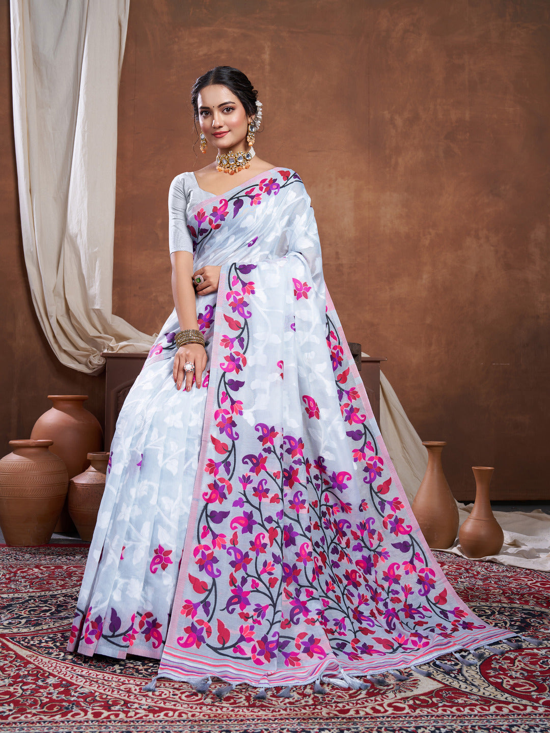Suhani Grey Cotton Jamdani Saree