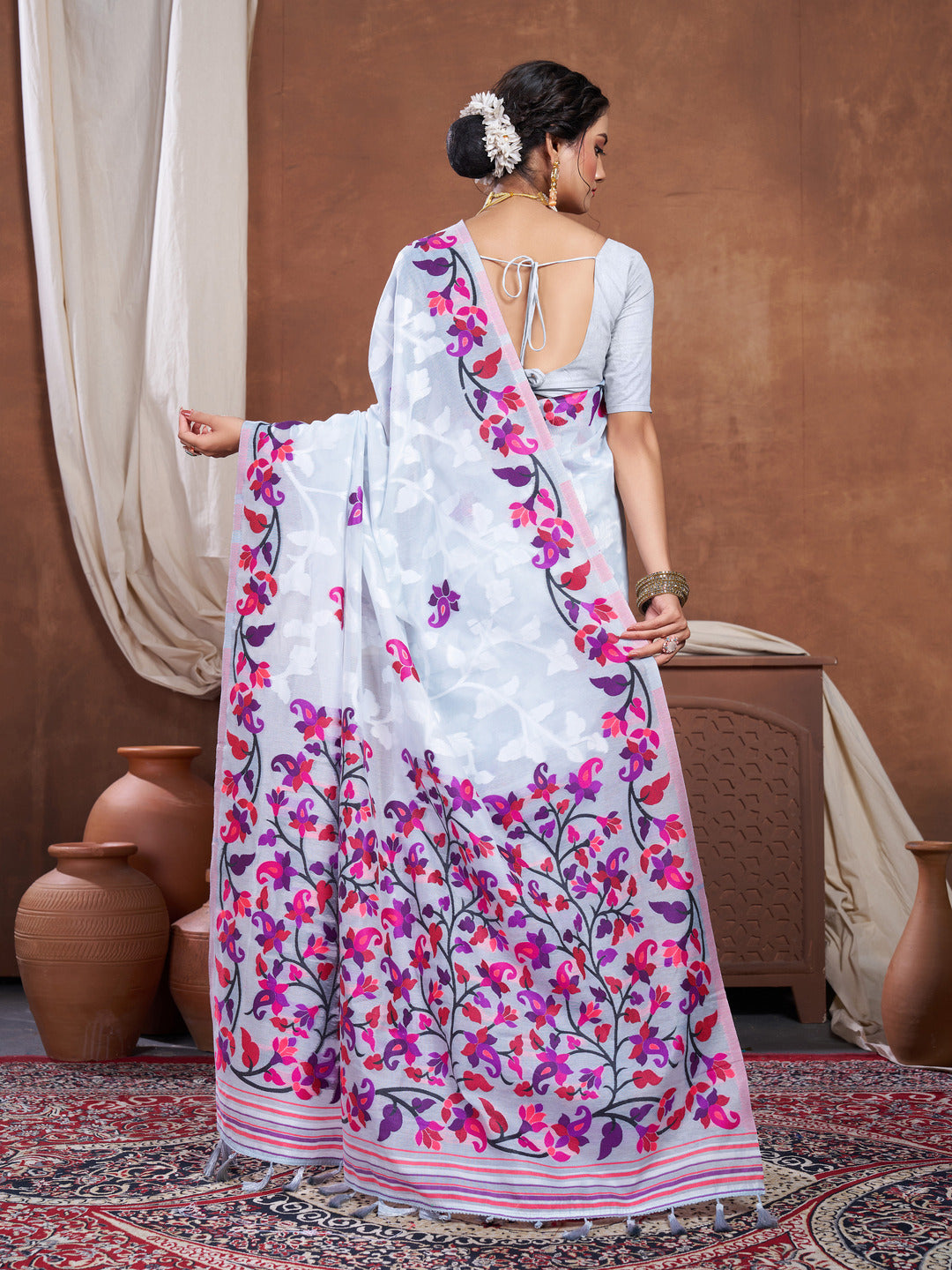 Suhani Grey Cotton Jamdani Saree