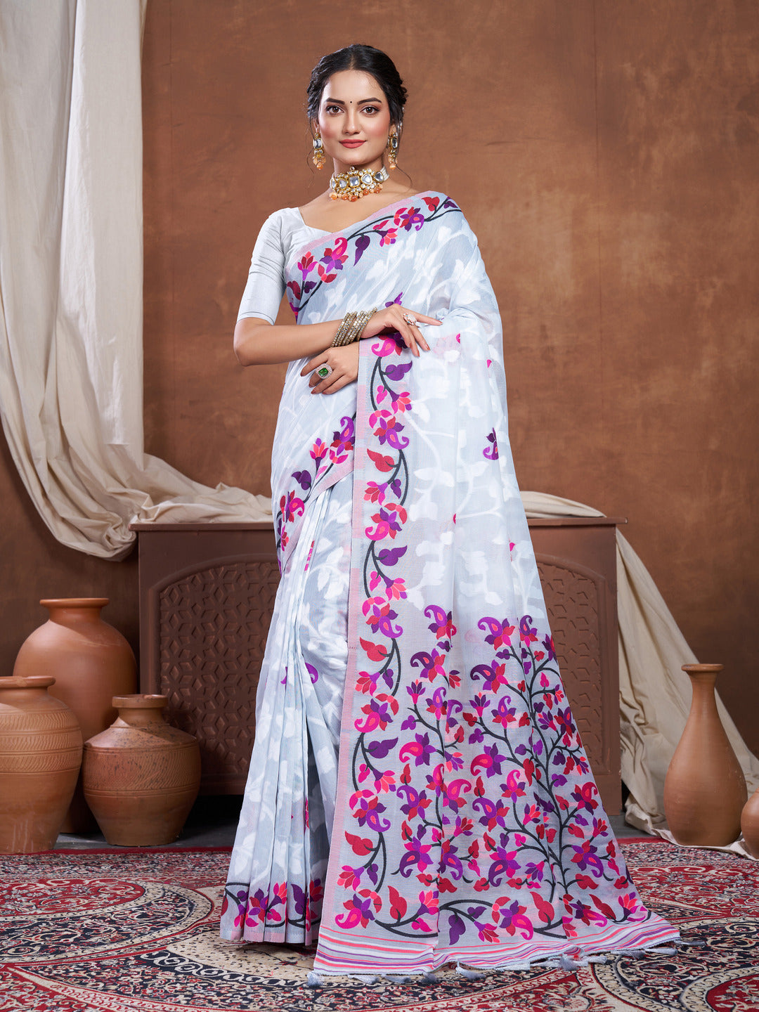 Suhani Grey Cotton Jamdani Saree