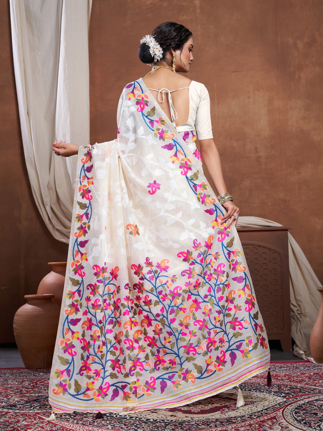 Suhani Off-White Cotton Jamdani Saree