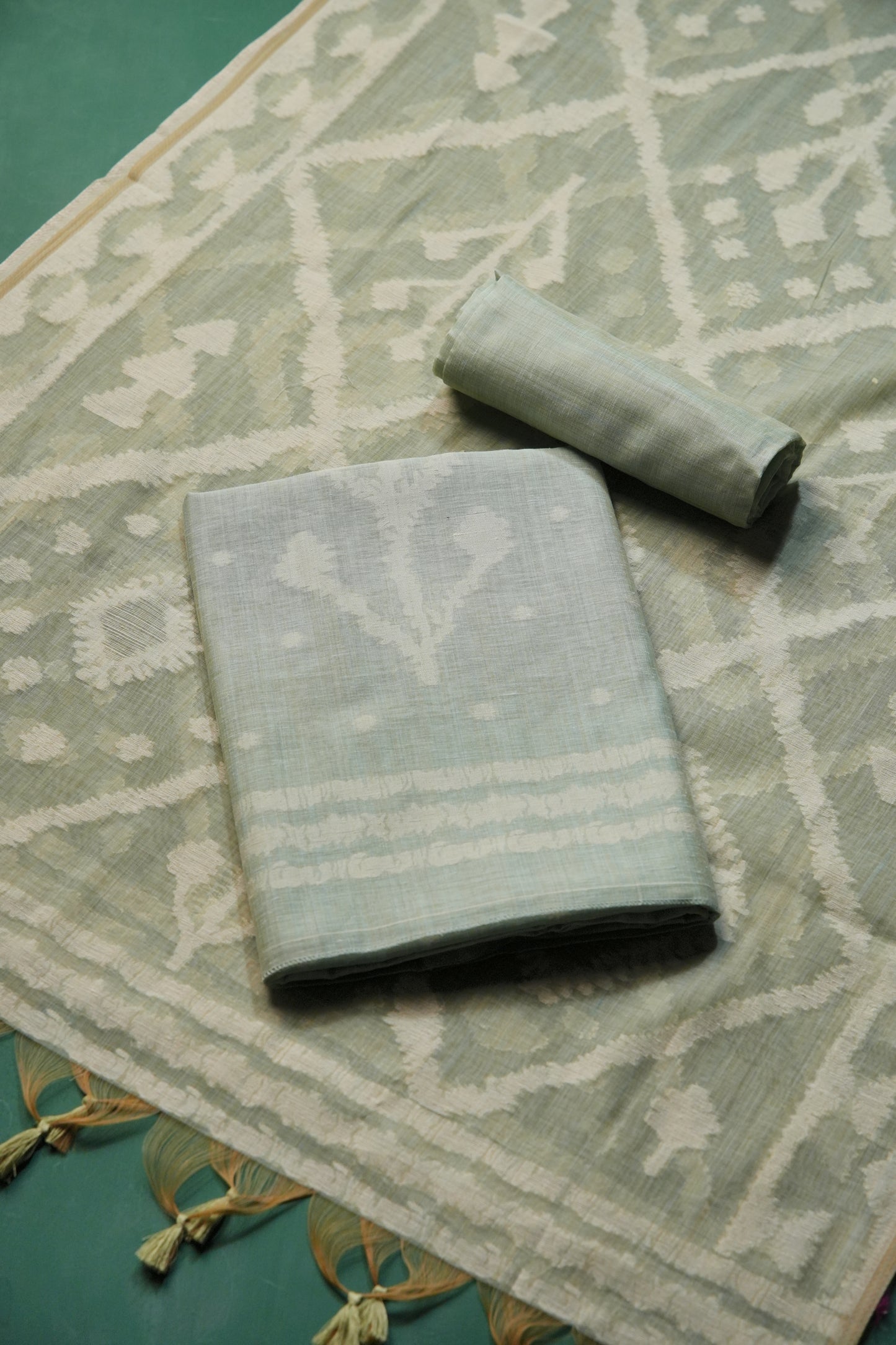 Vibrant Weaves Blue Jamdani Muga Cotton Unstitched Suit Set