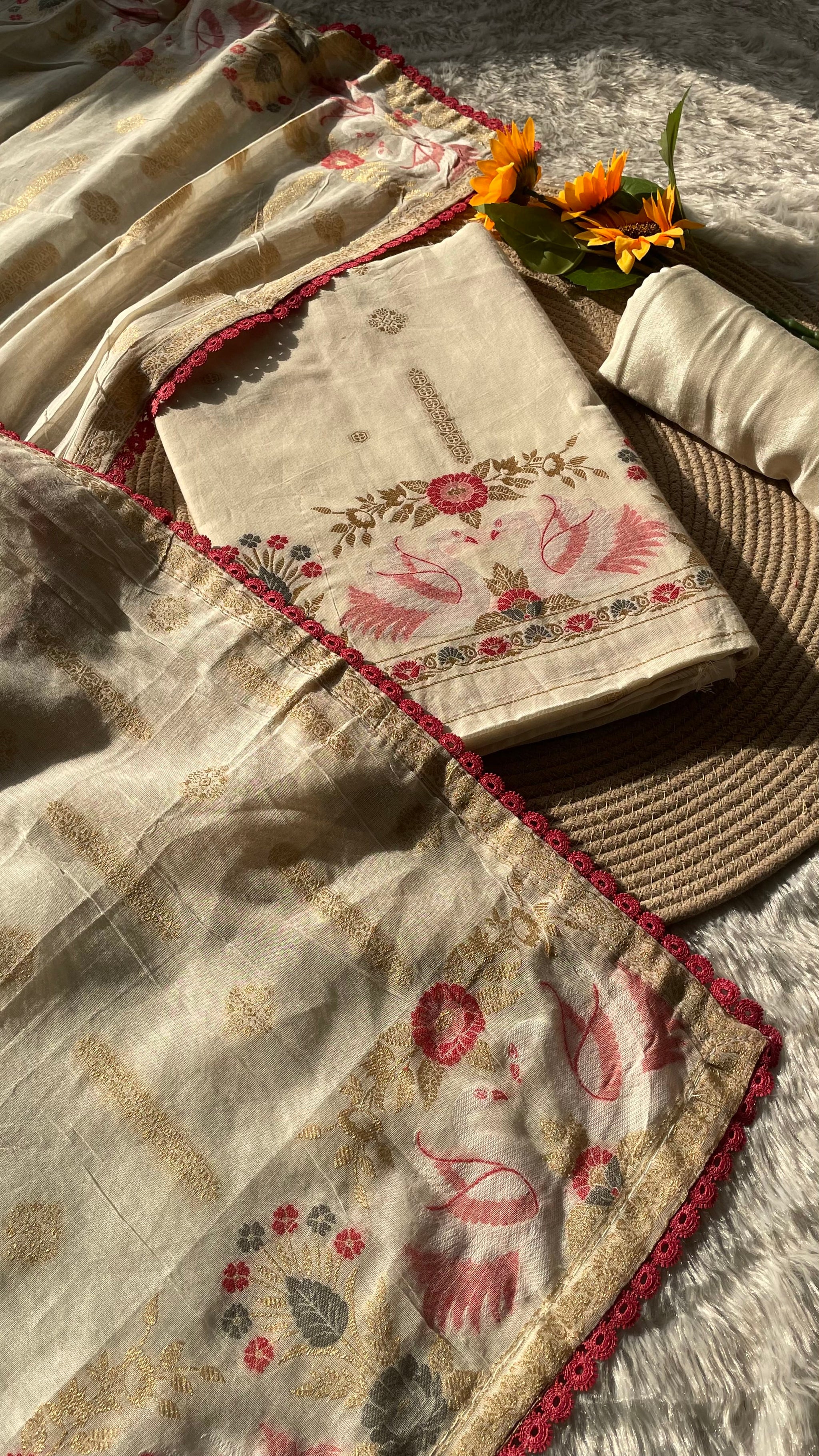 Willow Weave White Pure Cotton Unstitched Suit Set
