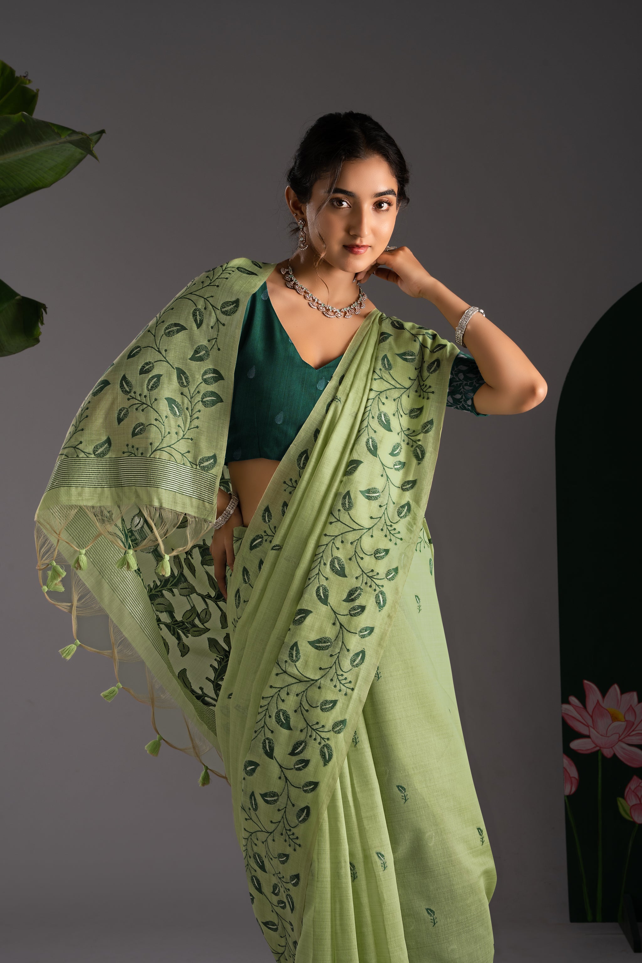Takshila Green Muga Cotton Saree With Unstitched Blouse Piece