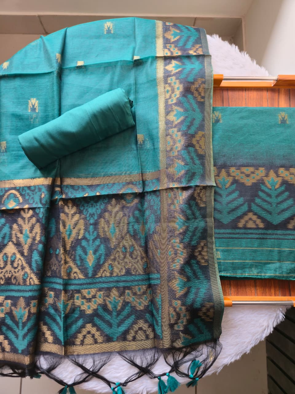 Lumière Green Soft Cotton Unstitched Suit Set
